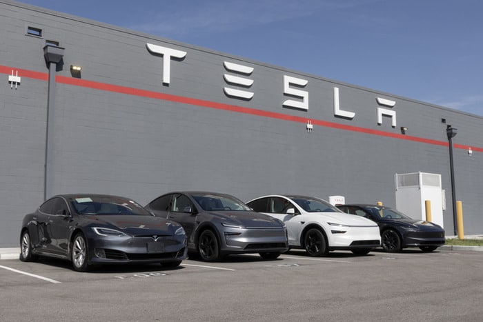 tesla deadly door design attorney
